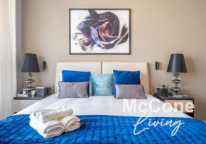 Stylish Studio with Pool View & Free Parking
